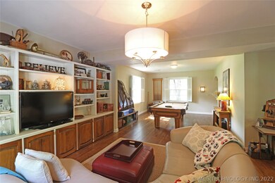 2340 London Ln, Bartlesville, OK 74006 - photo 7