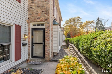 1878 Georgetown Dr SE unit 40, Grand Rapids, MI 49506 - photo 2