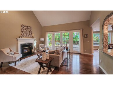 4466 Galewood St, Lake Oswego, OR 97035 - photo 4