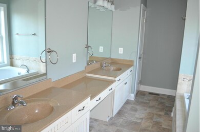 19711 Piney Point Rd, Valley Lee, MD 20692 - photo 5