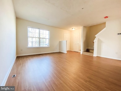 3502 Derby Shire Cir, Windsor Mill, MD 21244 - photo 4