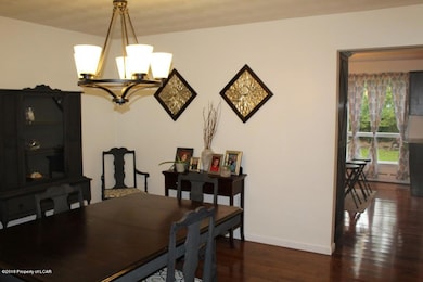 21 Walden Dr, Mountain Top, PA 18707 - photo 4