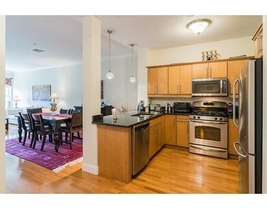 35 Commonwealth Ave unit 311, Chestnut Hill, MA 02467 - photo 3