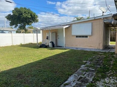 2121 Longwood Rd, West Palm Beach, FL 33409 - photo 2