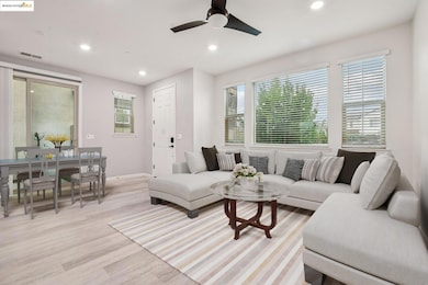 7506 Clear Lake Aly, Sacramento, CA 95829 - photo 6