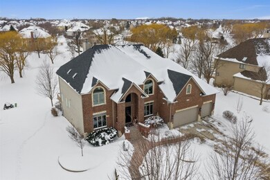 4447 Esquire Cir, Naperville, IL 60564 - photo 2