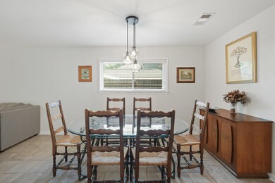 4615 Sanborn Dr, Houston, TX 77092 - photo 5