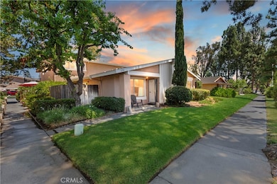 1194 Border Ave unit A, Corona, CA 92882 - photo 2