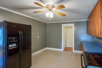 113 Vantrease Rd, Brush Creek, TN 38547 - photo 5