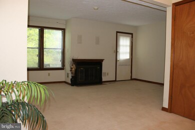 23338 Red Oak Ct, California, MD 20619 - photo 6