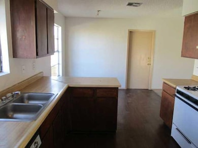 1823 Dean Martin Dr, El Paso, TX 79936 - photo 6