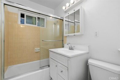 218 W Escalones unit C, San Clemente, CA 92672 - photo 6