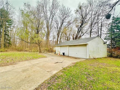 26440 Cannon Rd, Bedford, OH 44146 - photo 4
