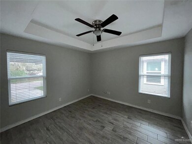 1405 Quitaca Dr unit B, Edinburg, TX 78541 - photo 4
