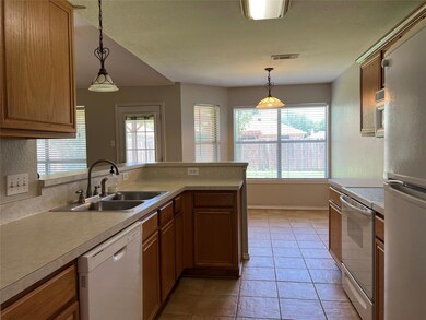 208 Windy Knoll Ln, Wylie, TX 75098 - photo 4