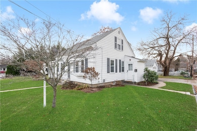 5 Leeder St, West Warwick, RI 02893 - photo 3