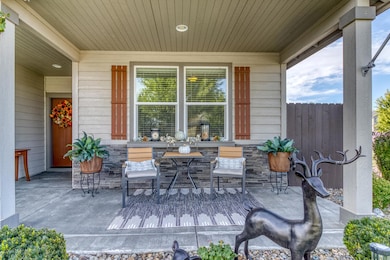 2482 NW Ivy Ave, Redmond, OR 97756 - photo 6