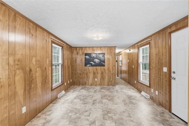 111 Mishnock Rd, West Greenwich, RI 02817 - photo 4