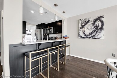 Great Lakes Tower unit 136, Detroit, MI 48207 - photo 7