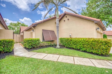 85 Ironwood Way N, Palm Beach Gardens, FL 33418 - photo 3