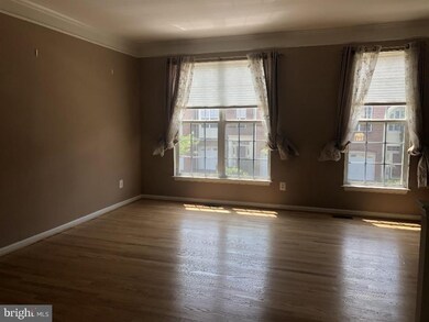 13009 Park Crescent Cir, Herndon, VA 20171 - photo 7