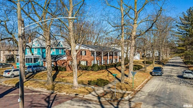 201 College Ave, Lincoln, IL 62656 - photo 6