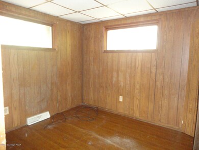 105 Conifer Ln, Dingmans Ferry, PA 18328 - photo 5