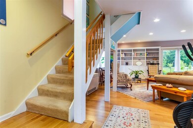 K8 Stonehedge Dr unit K-8, South Burlington, VT 05403 - photo 3