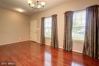 2805 Piper Glenn Ct, Dumfries, VA 22026 - photo 4