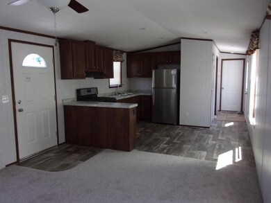 75 S Policy St unit 1, Salem, NH 03079 - photo 6
