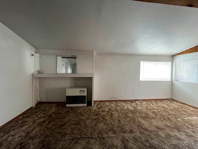 392 Walnut St, Weed, CA 96094 - photo 6