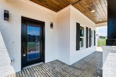 1418 Malden Ct, Crouse, NC 28033 - photo 4