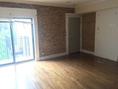 2820 W Arthur Ave unit 4, Chicago, IL 60645 - photo 4