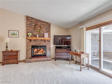 1131 Stonecrest Dr, Tallmadge, OH 44278 - photo 6