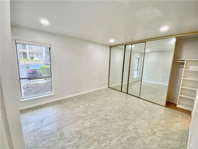 6910 Hart Ln unit 403, Austin, TX 78731 - photo 7