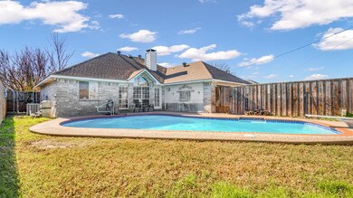 1103 Old Knoll Dr, Wylie, TX 75098 - photo 2