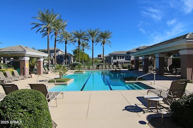 4-Kierland-Pool