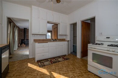 5615 310th St, Toledo, OH 43611 - photo 4