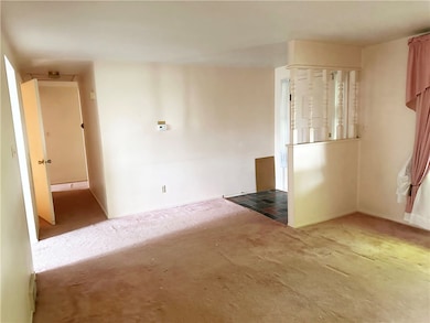 200 Cypress Hill Dr, Pittsburgh, PA 15235 - photo 4