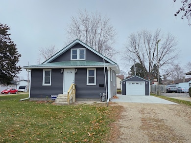 225 N Wabasha, Plainview, MN 55964 - photo 2