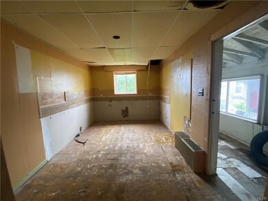 515 W Cedar St, Allentown, PA 18102 - photo 4