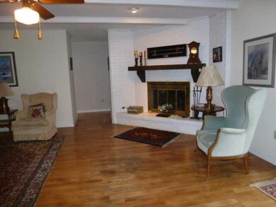 Den/Family/Great Room.