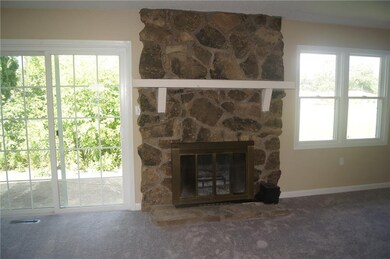 4740 E Mission Ct, Columbus, IN 47203 - photo 7