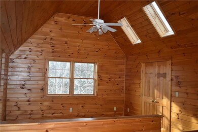 923 Renaldi Rd, Wind Gap, PA 18091 - photo 2