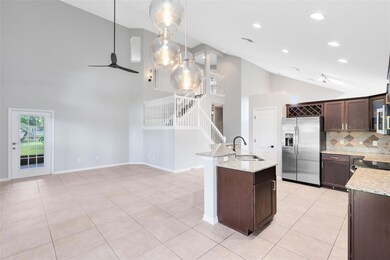 8815 Atwater Loop, Oviedo, FL 32765 - photo 4