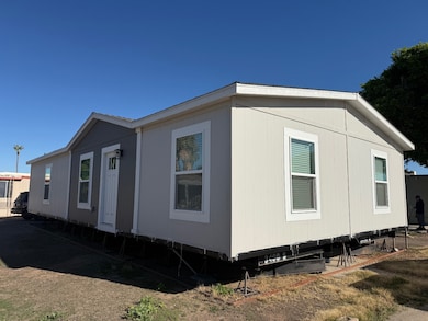 335 W Legion Rd, Brawley, CA 92227 - photo 2