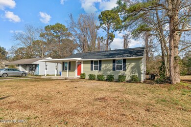 524 Oak Ln, Jacksonville, NC 28540 - photo 2