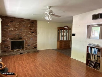 77706328590__905C3371-F179-4701-A254-D67