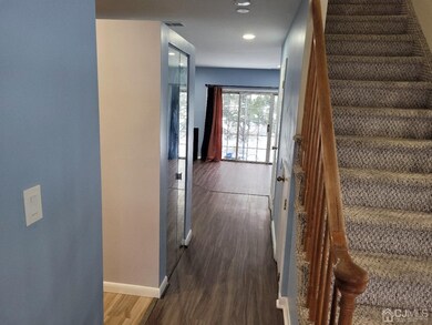 1001 Hemlock Ct, Monmouth Junction, NJ 08852 - photo 2