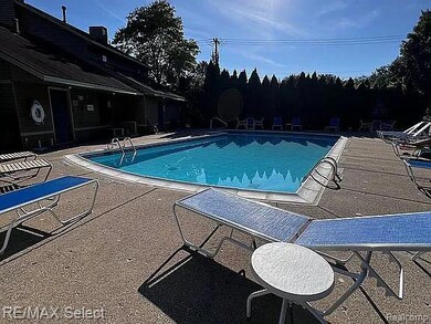 250 Briarcrest Dr unit 129, Ann Arbor, MI 48104 - photo 7